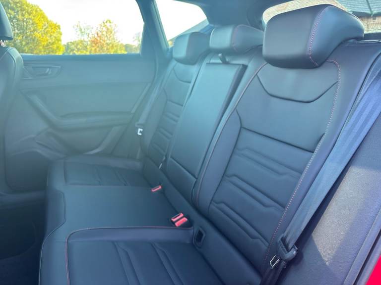 2025 SEAT Ateca 1.5 TSI EVO FR Black Edition 5dr Estate PETROL Manual