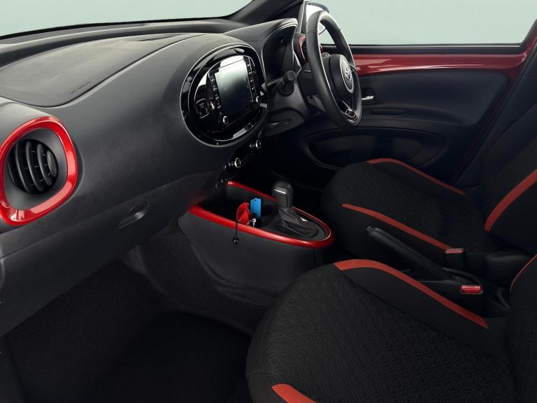 2022 Toyota Aygo X 1.0 VVT-i Edge Hatchback 5dr Petrol x-shift Euro 6 (s/s) (72 ps) - WIFI - L Ha...