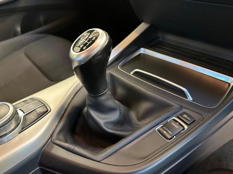 BMW 1 SERIES 1.5 118i SE Euro 6 (s/s) 5dr 2018