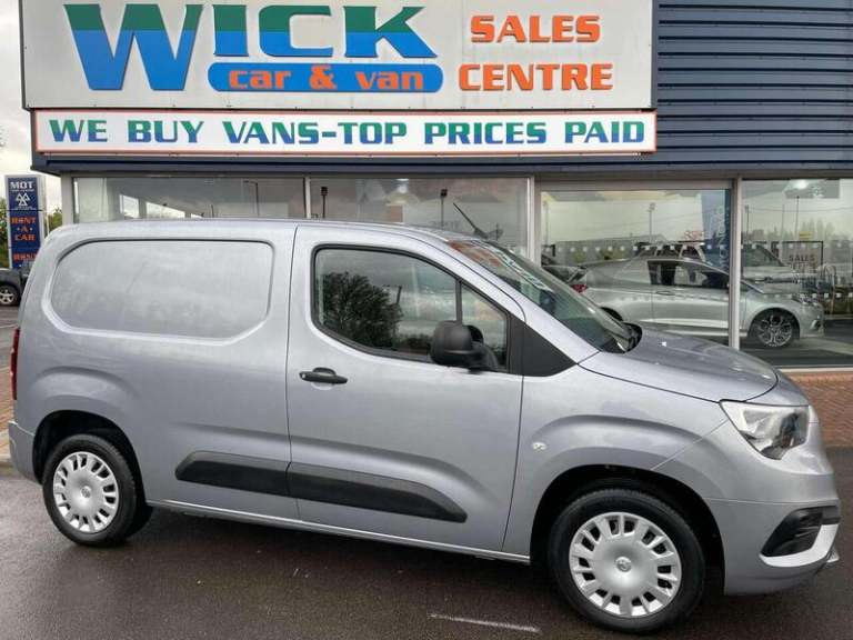 2019 Vauxhall Combo 2300 1.5 Turbo D 100ps H1 Sportive Van PANEL VAN DIESEL Manual