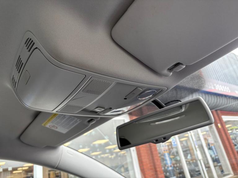 2013 Volkswagen Passat 2.0 TDI BMT Highline 5dr ++ 11 VW SERVICES / 35 TAX / SAT NAV / DAB ++ EST...