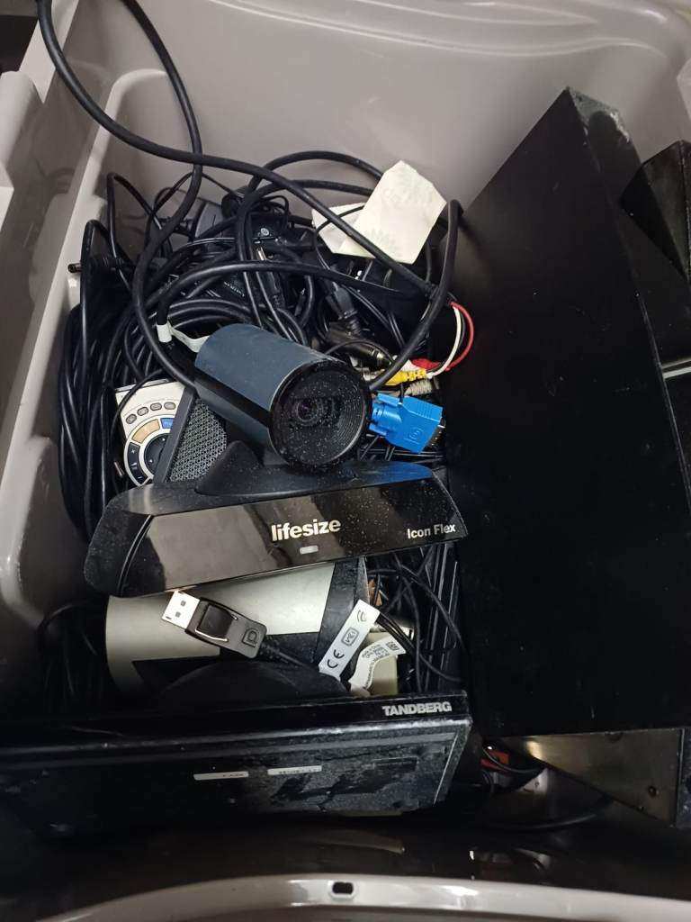 Video Conference Bundle - Cameras - Audio - Equipment