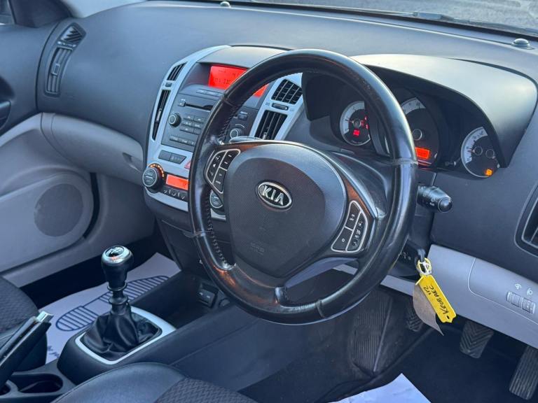 2008 Kia Ceed 1.6 CRDi Diesel  – Full Service History – £795