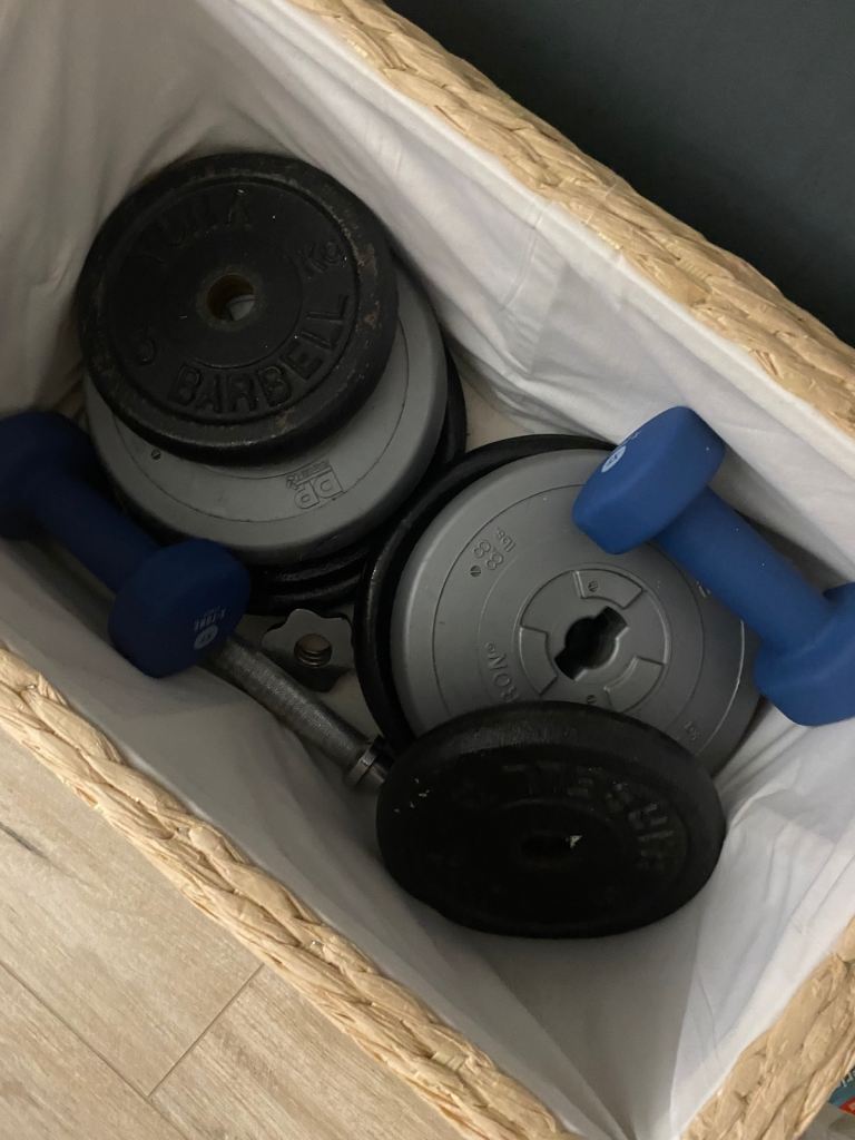 Dumbbell weights