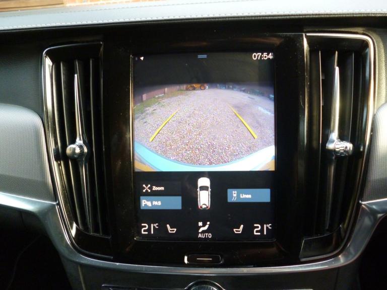 2020 Volvo V90 2.0 D4 R-Design Plus Auto Euro 6 (s/s) 5dr ESTATE Diesel Automatic