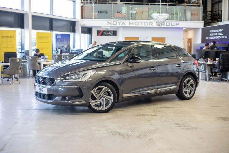 image for 2016 DS Automobiles DS 5 2.0 BlueHDi 180 Elegance 5dr EAT6 HATCHBACK DIESEL Automatic