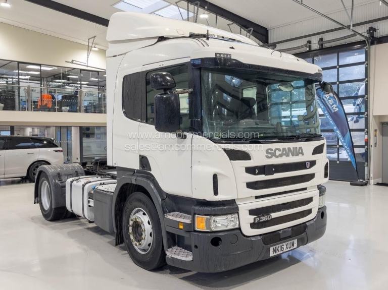 2016 (16) SCANIA P360 4X2 SLEEPER CAB