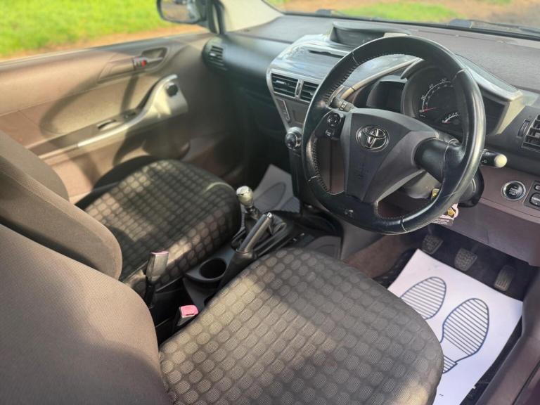 TOYOTA IQ 1.0 VVT-i 2 Euro 4 3dr 2010