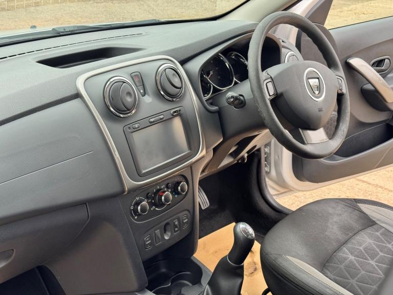 2016 Dacia Sandero Stepway 0.9 TCe Laureate Euro 6 (s/s) 5dr HATCHBACK Petrol Manual