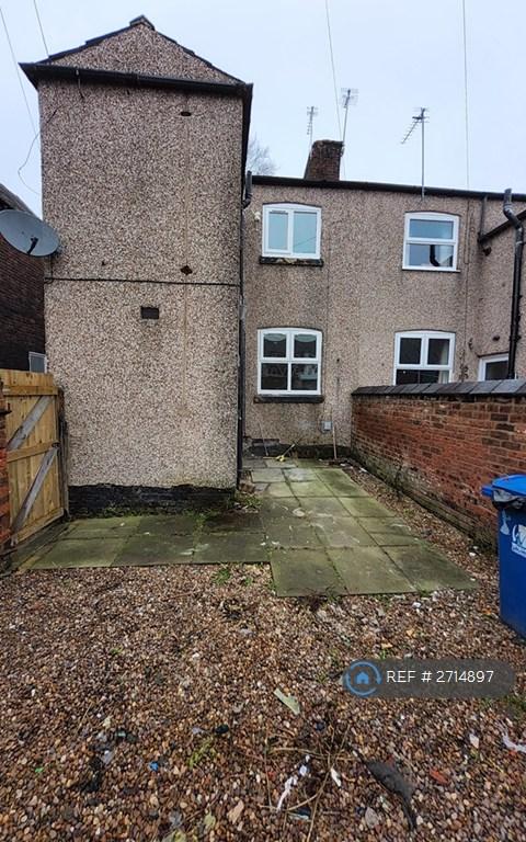 2 bedroom house in Schofield Street, Leigh, WN7 (2 bed) (#2714897)