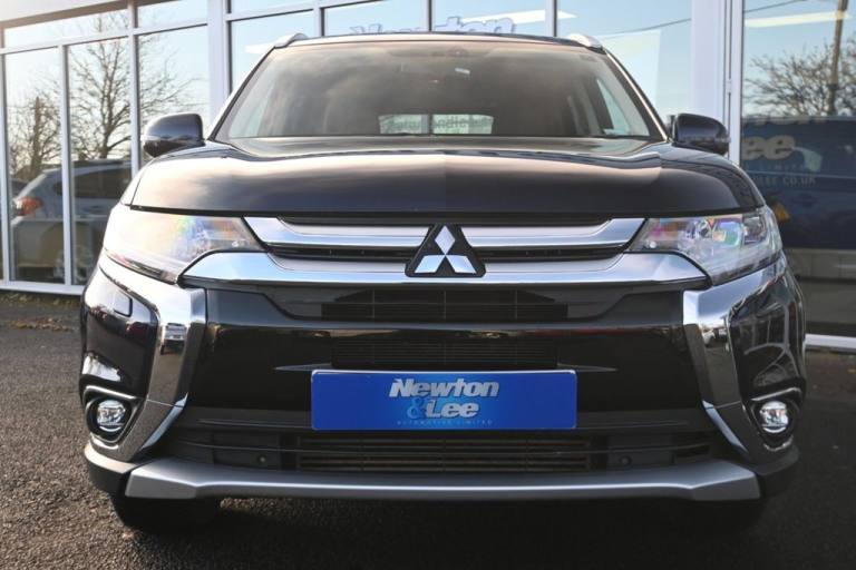 2017 Mitsubishi Outlander 2.2 DI-D 4 SUV 5dr Diesel Manual 4WD Euro 6 (s/s) (147 ps) ESTATE Diese...