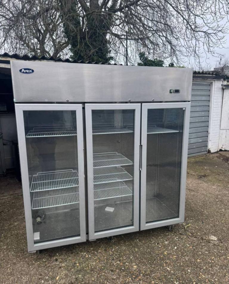 Commercial upright triple door fridge cafe shop restaurant 