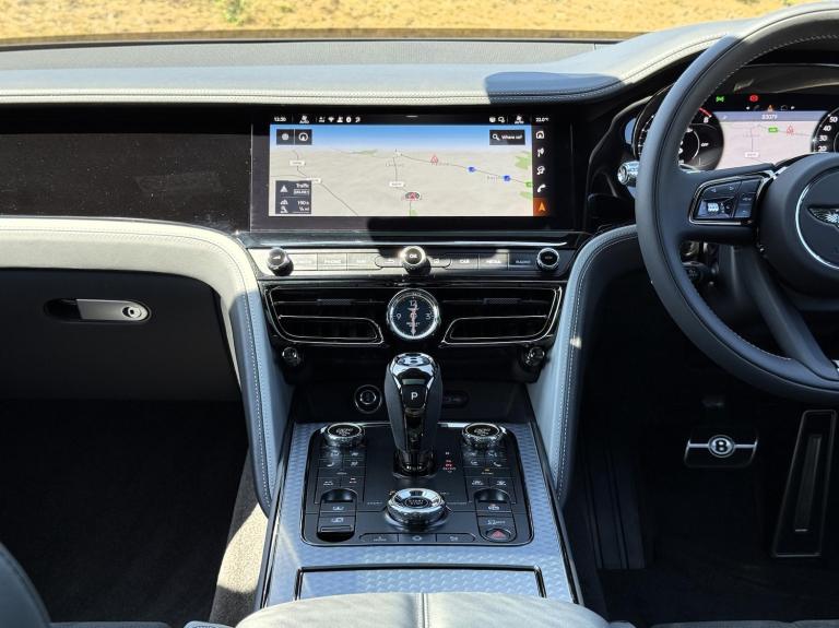 2025 Bentley Flying Spur 4.0 V8 Ultra-Performance 25.9kWh Speed Saloon 4dr Petrol Plug-in Hybrid ...