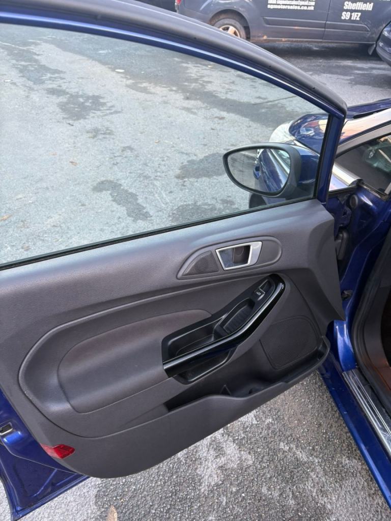 FORD FIESTA 1.0 T EcoBoost Titanium X 2015