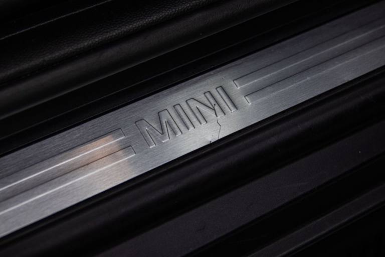 2018 MINI Hatch 1.5 Cooper Hatchback 3dr Petrol Manual Euro 6 (s/s) (136 ps) Hatchback Petrol Manual