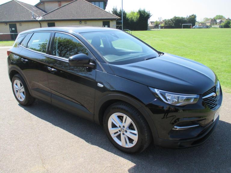 2018 Vauxhall Grandland X 1.2 Turbo SE 5dr HATCHBACK PETROL Manual