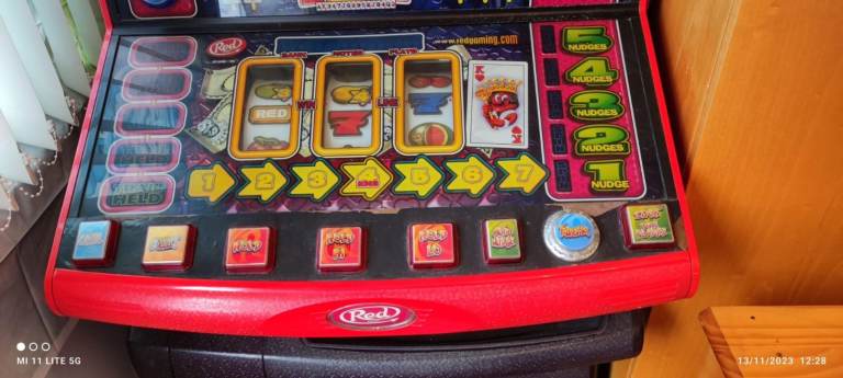 CAMPER WATER TANK OR WASTE TANK NEW 50L WITH WHEELS. MUCH MORE ALSO