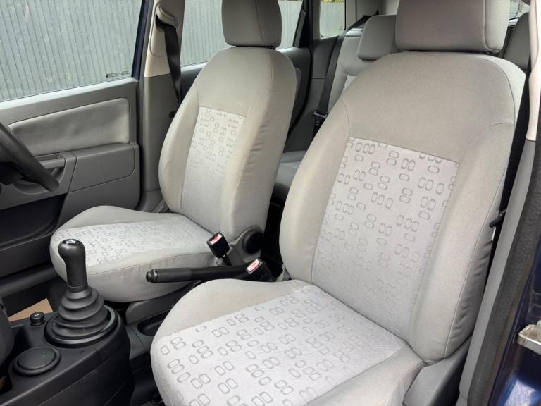 2002 Ford Fiesta 1.3 LX 5dr Petrol