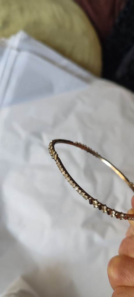 Gold-Tone Bracelet with Diamantes – Good Condition