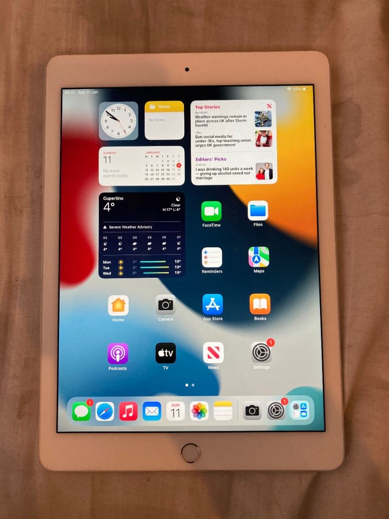 Apple iPad Air 2 16gb fully works looks new 