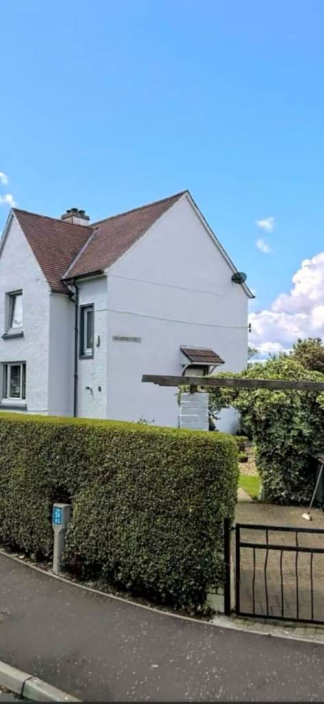 DOUBLE ROOM AVAILABLE NOW SILVERKNOWES SALVESEN EH4 