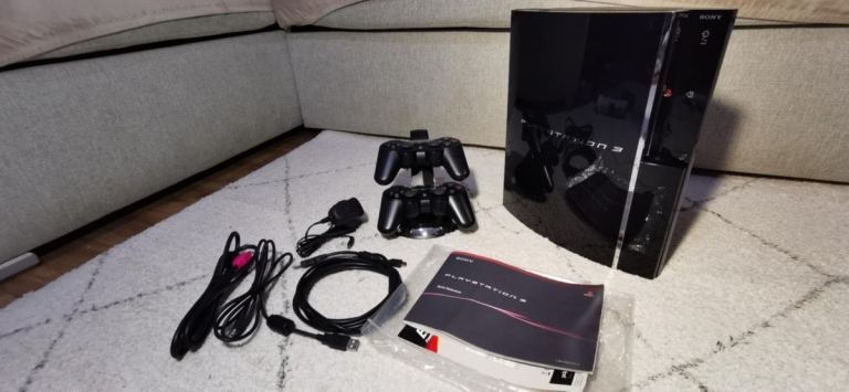 PlayStation 3 60GB CECHC03 Backwards compatible only 5 Days of use