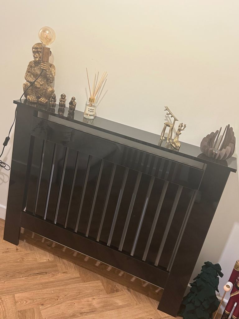 Black  high gloss radiator cover
