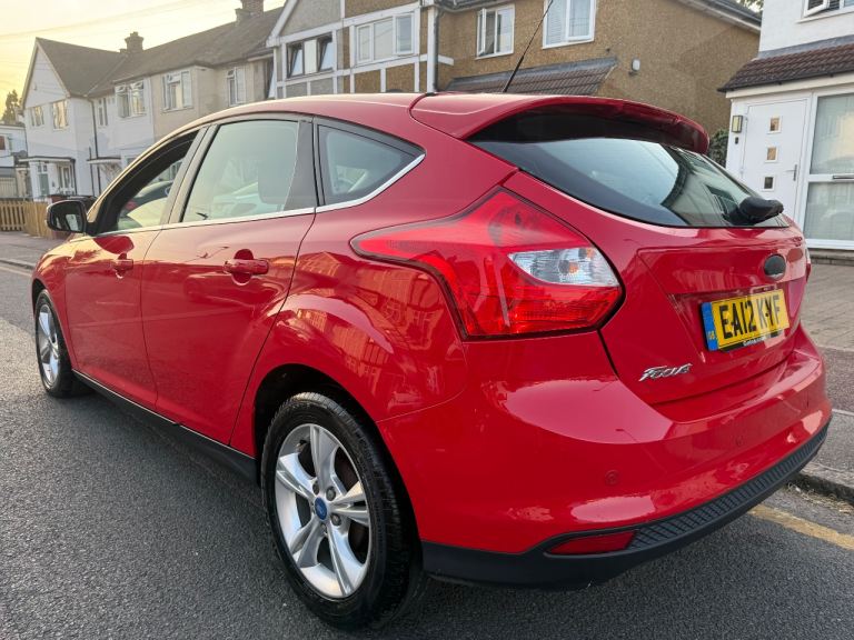 FORD FOCUS ZETEC 1.6L PETROL AUTOMATIC 2012 ULEZ FREE DRIVES GOOD 