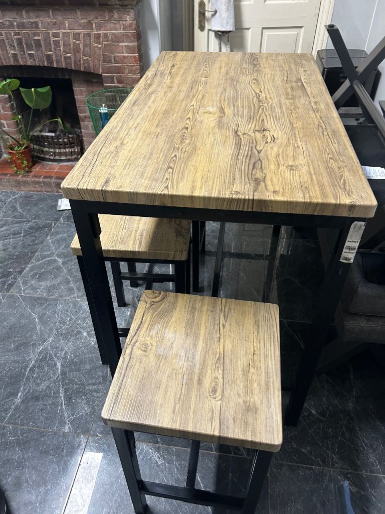 Breakfast Bar Table with 3 Stools – delivery available