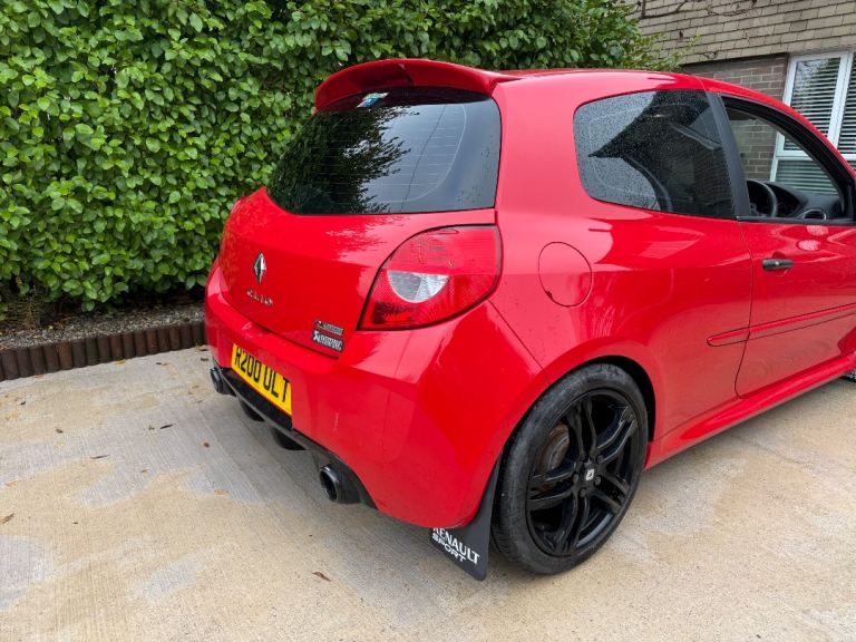 Renault, CLIO, Hatchback, 2012, Manual, 1998 (cc), 3 doors