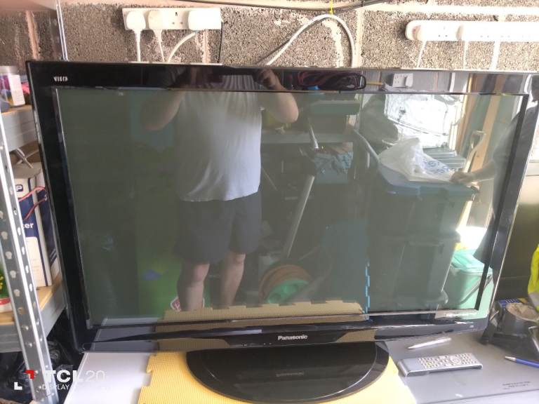 42 inch TV 