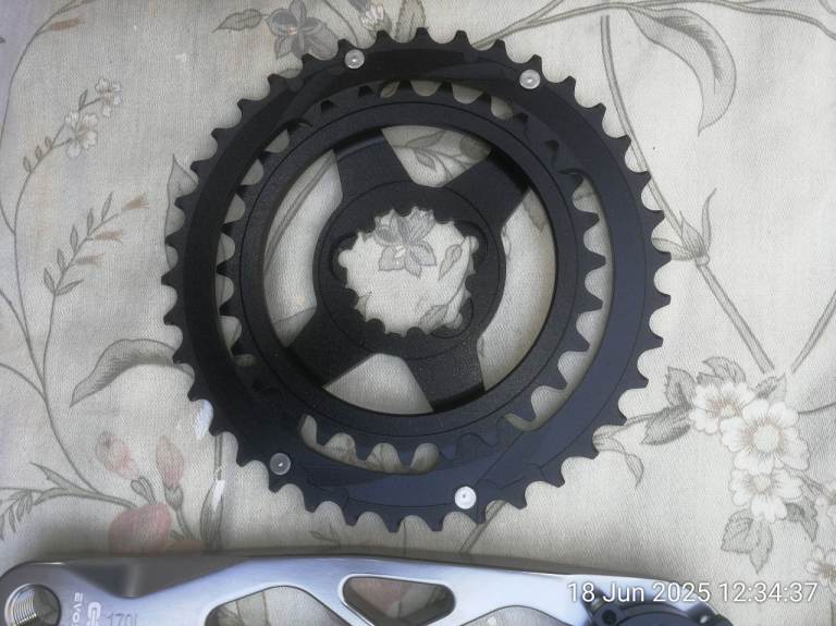 Evosid DUB crank set full kit brand new unfitted boxed