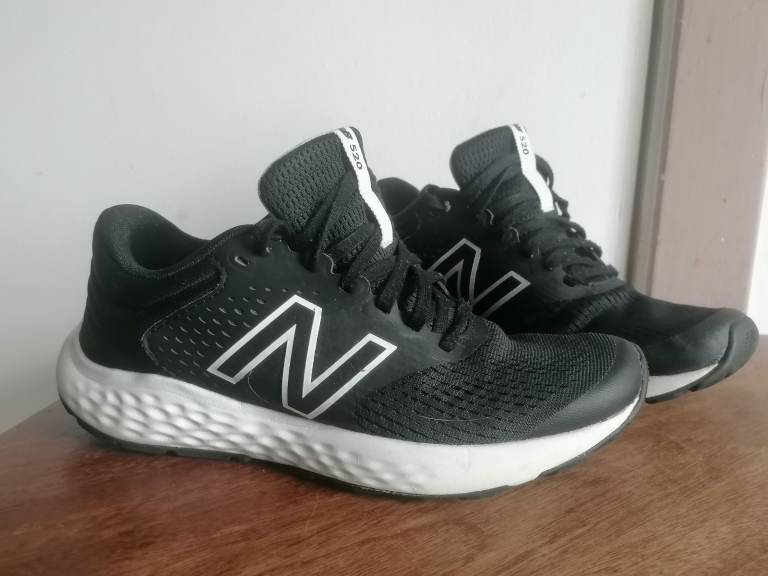 New Balance Lace-Up  Running Sneakers 520 Black  Size 6.5 W520LK7.