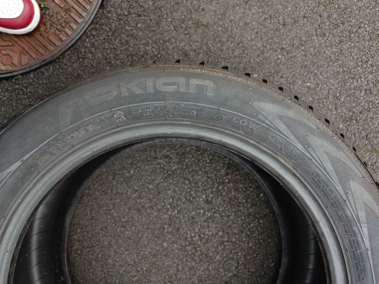 Nokian WR D4 235/50 R17 100V XL