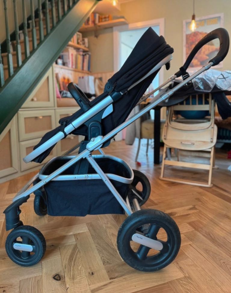 Nuna Pushchair - Black, Good Condition