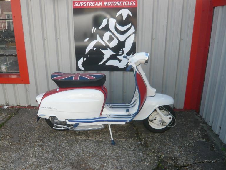 Lambretta 1963 LI 125 INNOCENTI ITALIAN CLASSIC RETRO SCOOTER 200 TV 150 SX GTS 