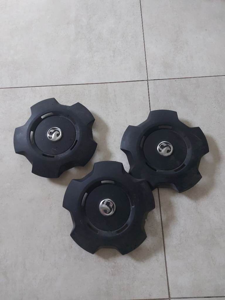 Vavaro hub caps