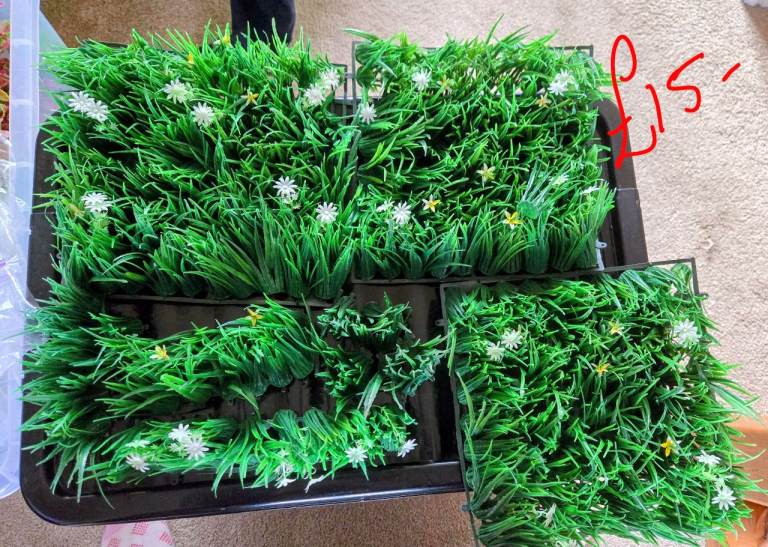 New, Aquarium plants low level.