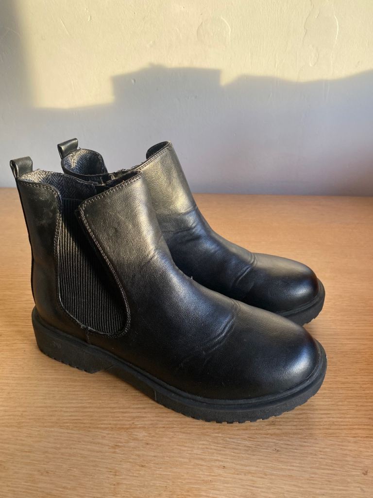 Matt Black Chelsea Ankle Boots Size 7