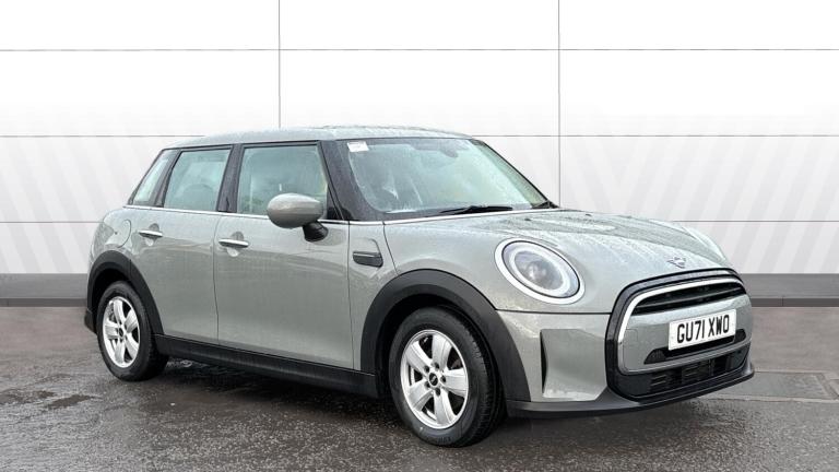 2021 MINI Hatch 1.5 Cooper Classic 5dr Petrol Hatchback Hatchback Petrol Manual