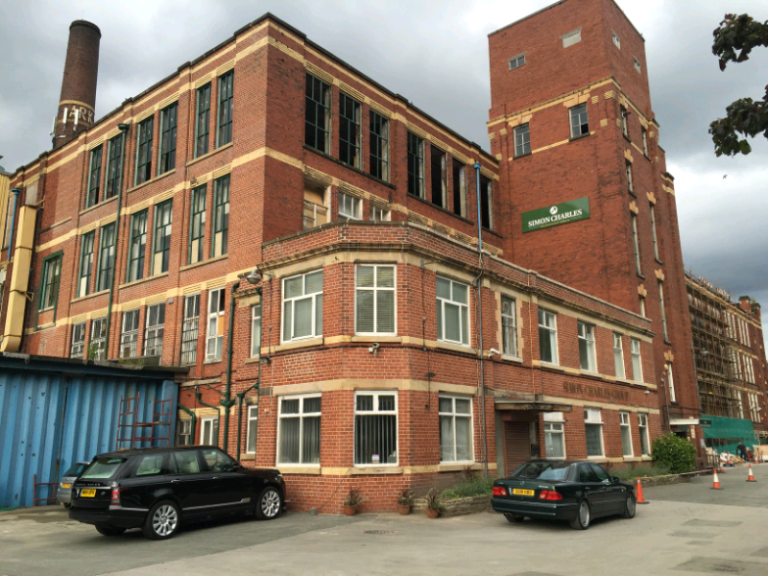 13,150 sqft Ground Floor eBay/Amazon Light Industrial Warehouse Storage Space Unit Stockport.