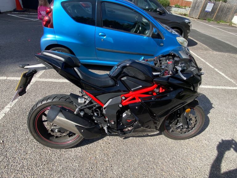 Lexmoto, LXR, 2025, 124 (cc)