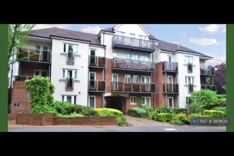 2 bedroom flat in Jubilee Court, Sutton, SM2 (2 bed) (#2878130)