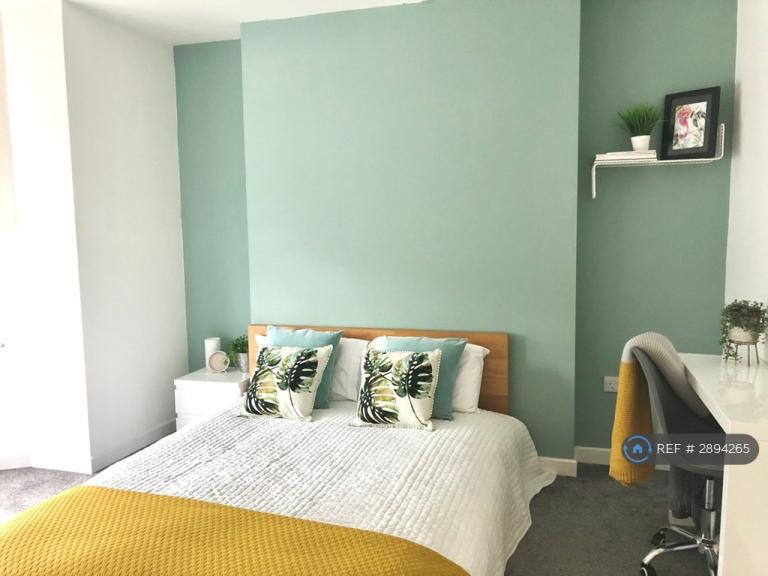 1 bedroom in Dracaena Avenue, Falmouth, TR11 (#2894265)