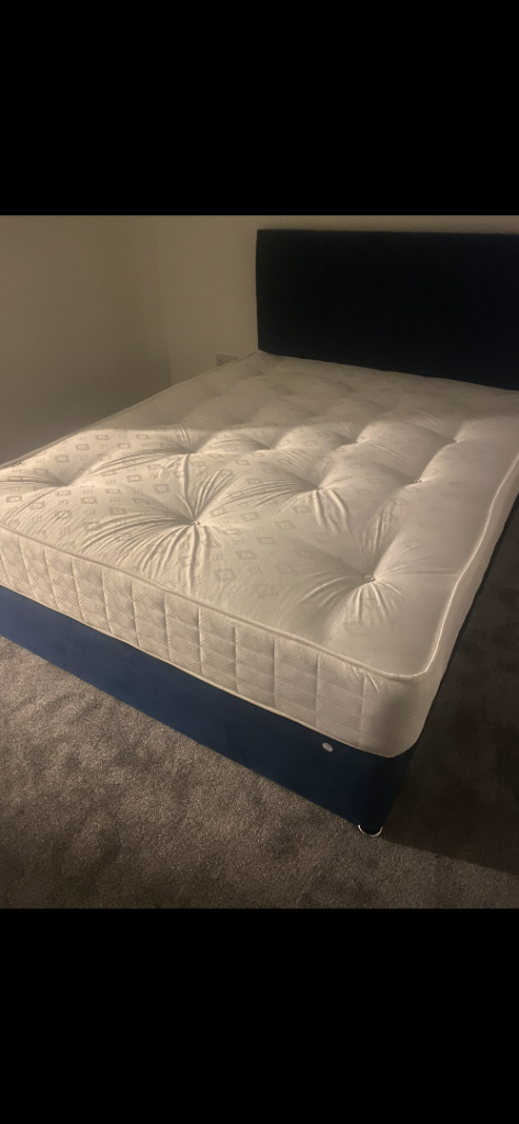 Kingsize bed frame and Headboard – Good Condition