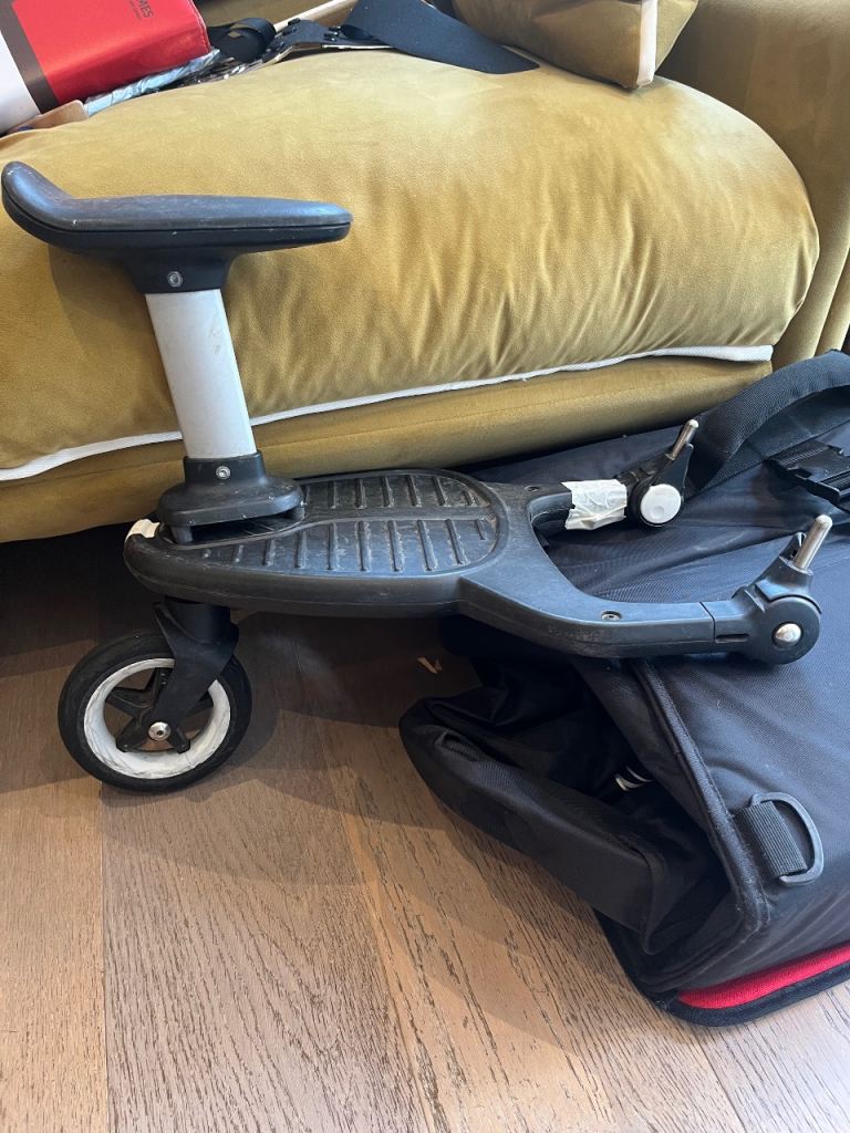 Bugaboo Buggy Board with Seat and Wheel – Good Condition