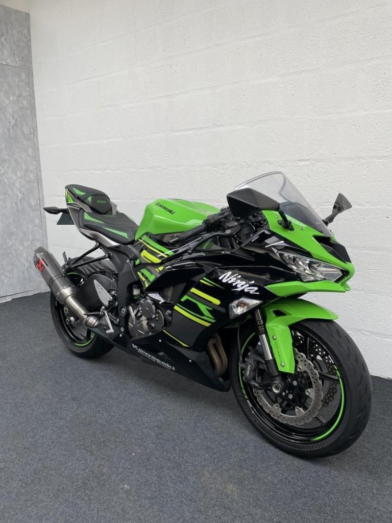 KAWASAKI - ZX-6R KRT EDITION - 2019 - 4800 MILES 