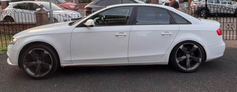 Audi, A4, Saloon, 2011, Manual, 1968 (cc), 4 doors