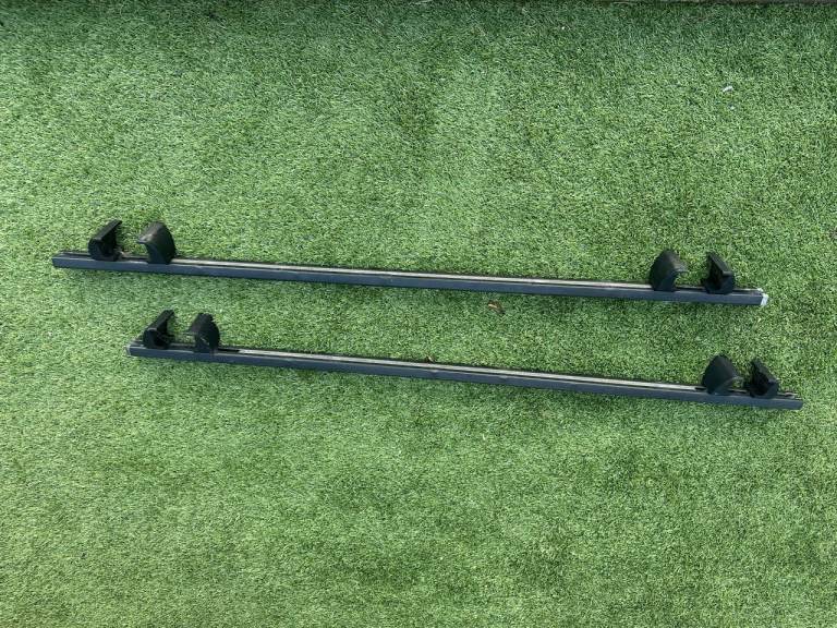 Cruz square roof bars