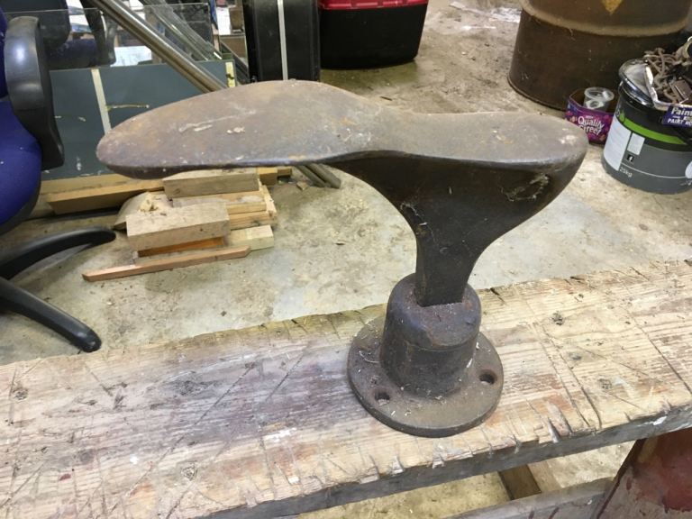 Lasts for shoemaking or repairing or display pieces